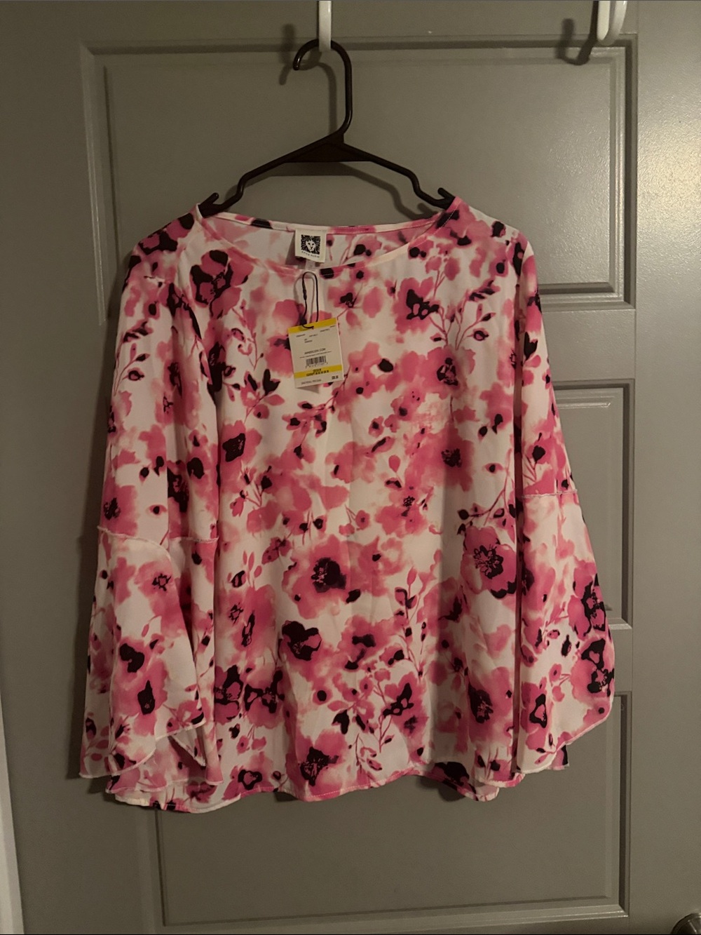 NWT Anne Klein Ivory Multi Pink Floral Bell Sleeve Blouse